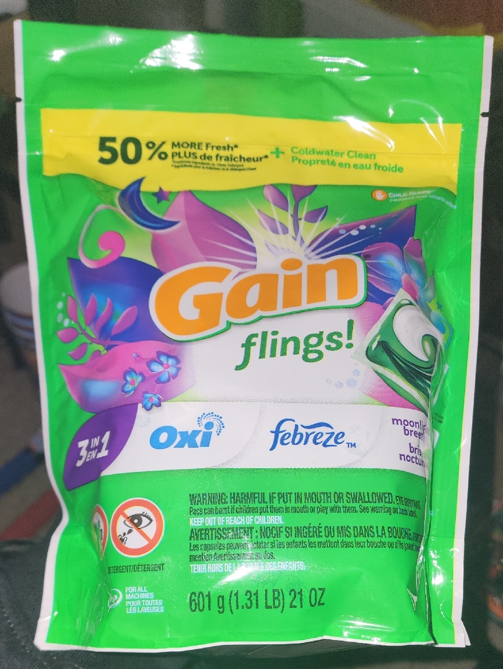 Gain Flings! Laundry Detergent 3N1 OXI AND FEBREZE (31 PODS)